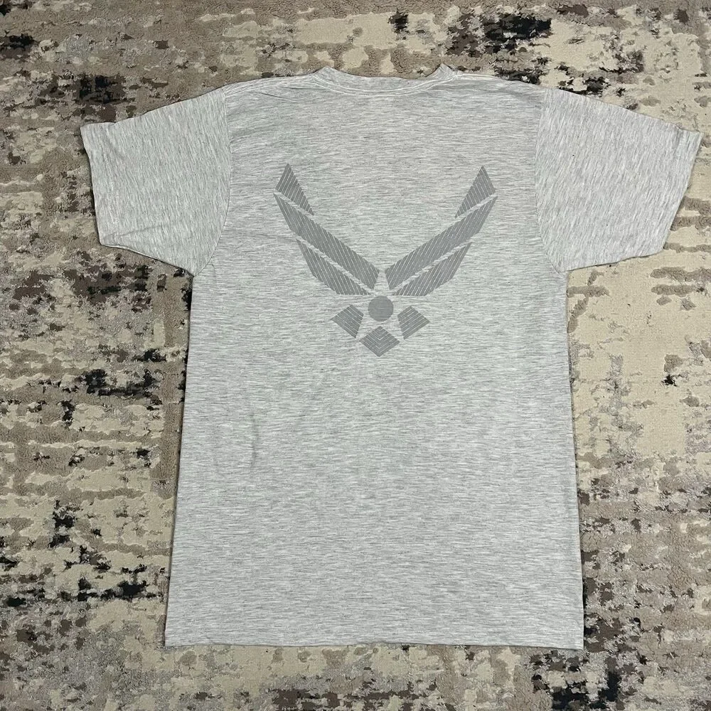 US Air Force PT T-Shirt Mens Sz M Gray Reflective Logo IPTU Workout Gym Tee USAF